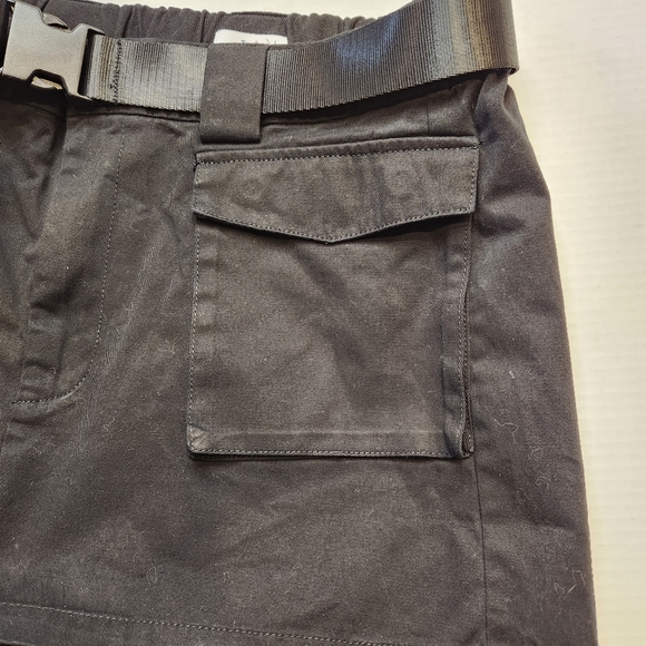 Nwt TNA cargo shorts - Picture 5 of 5
